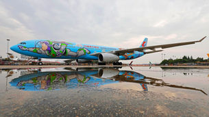 How Toy Story 5 Took Over an Entire Airplane For Its Promotion