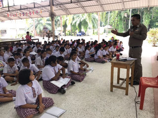 👮♂️โครงการการศึกษาเพื่อต่อต้านการใช้ยาเสพติดในเด็ก👮♂️👮♂️นักเรียน D.A.R.E ภาคเรียนที่ 2/2561🎗�
