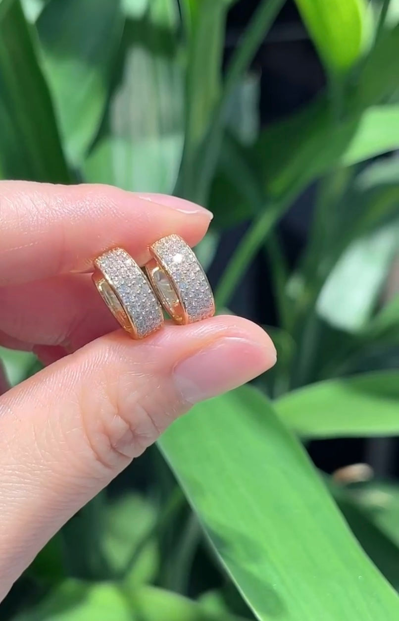 Thumbnail: 18 karaat geelgouden oorbellen met lab grown diamanten 0,62ct +IGI