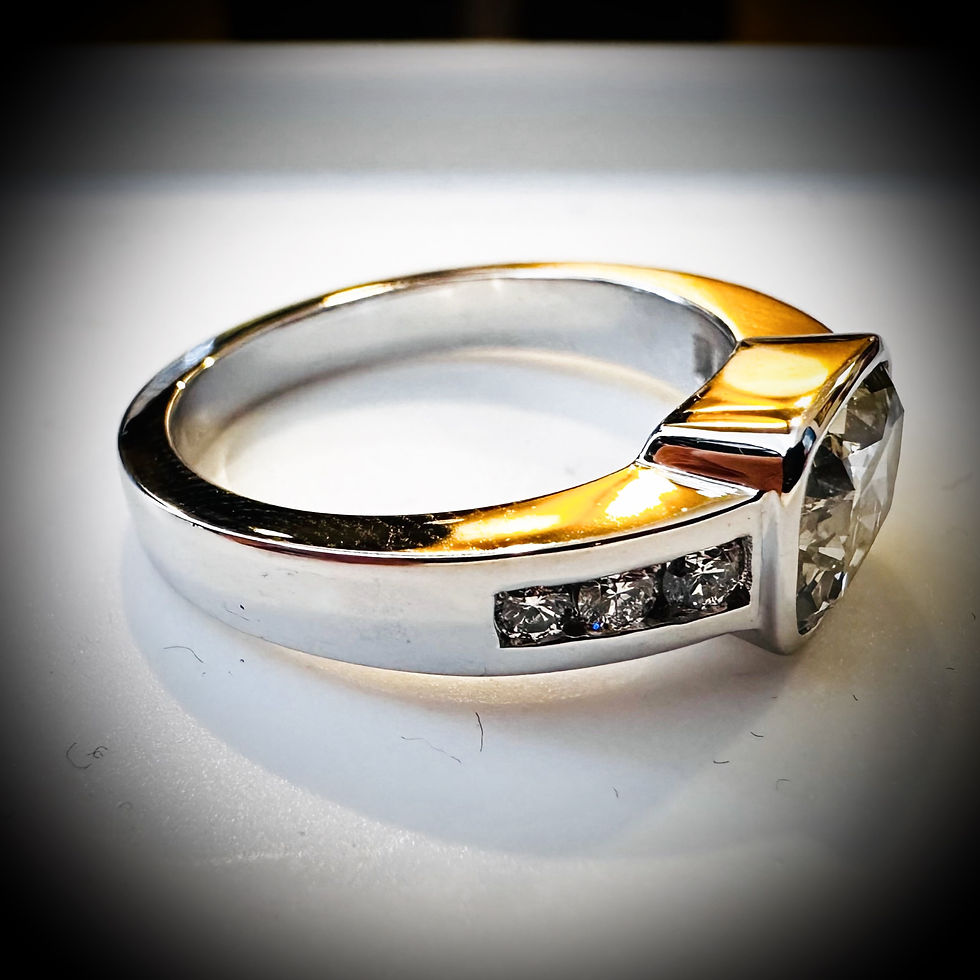 Thumbnail: 1.54 ct. - Fancy Brownish Yellow 18 kt White Gold Diamond Ring • Rect. • VS-2