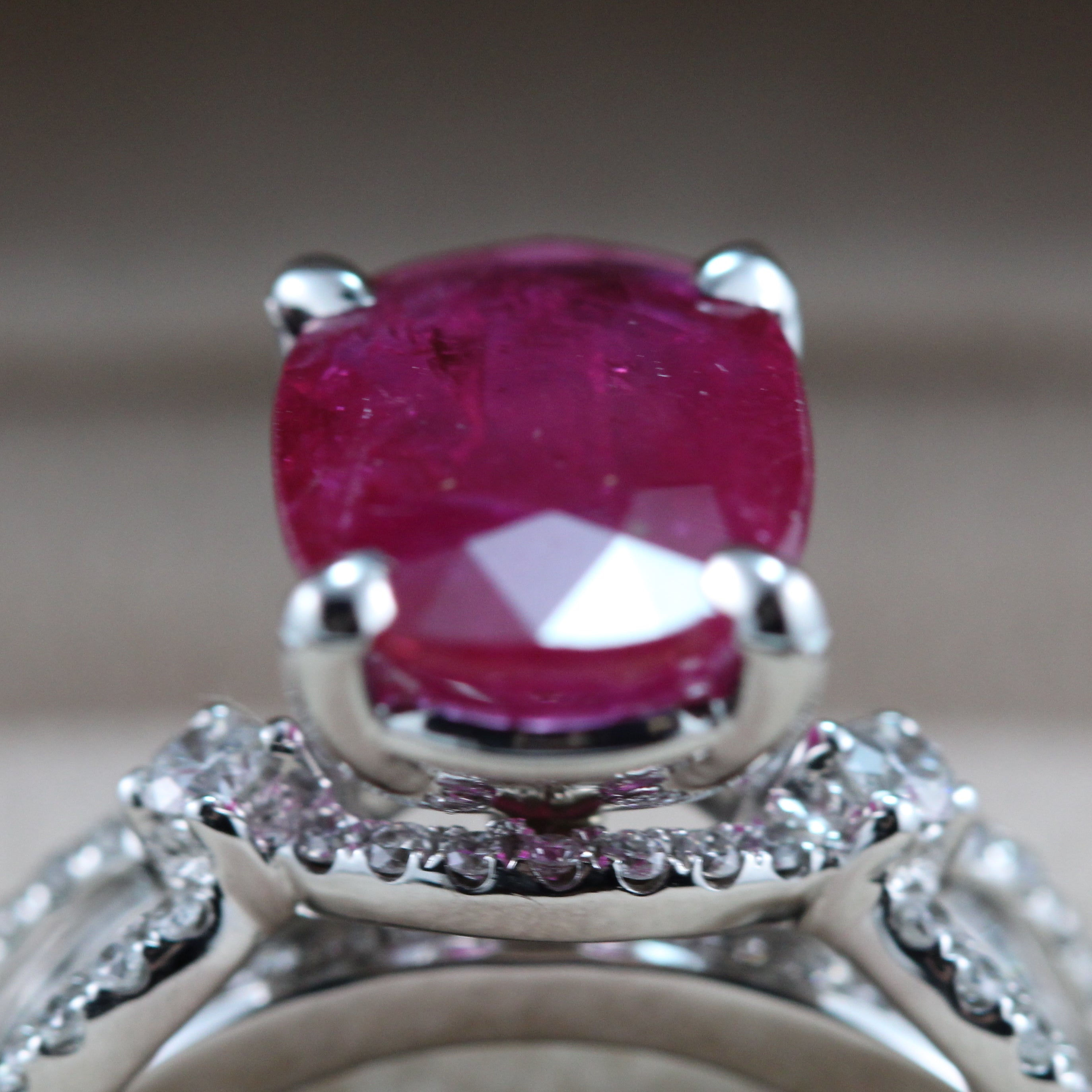 3.95 ct. - Pinkish Red Ruby White Gold Ring