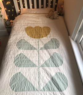 Grow & Bloom Yellow single linen quilt
