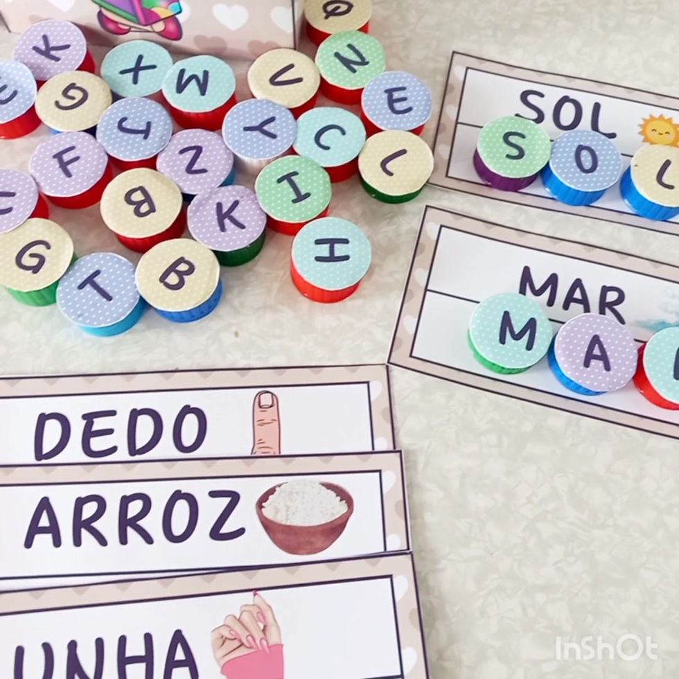 Miniatura: Alfabeto nas Tampinhas