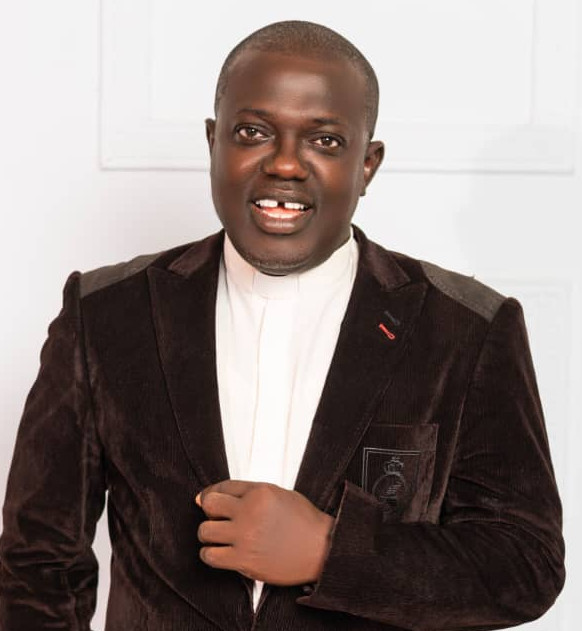 Fr Victor Makinwa Ogunyemi 2.jpeg