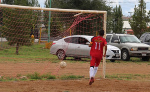 Zorros golea a Átomos 4-0