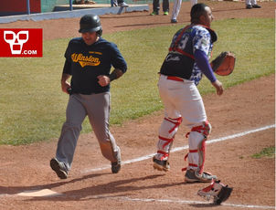 WINSTON ALZA LA MANO EN LA FINAL