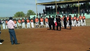 RIELEROS HACE VER SU SUERTE A LA COMERCIAL