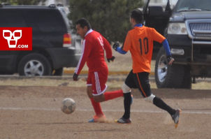 LA RAZA LOGRA AGONICO TRIUNFO CONTRA DESTROYER