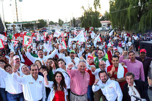 Cierra Kamel campaña en Rubio