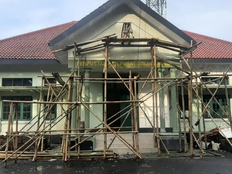 REVITALISASI PERPUSTAKAAN