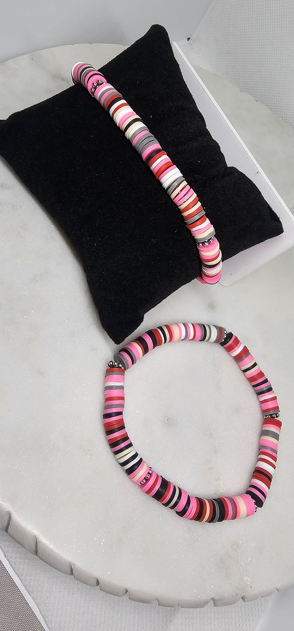 Thumbnail: Chocolatey Red Confetti Bracelet