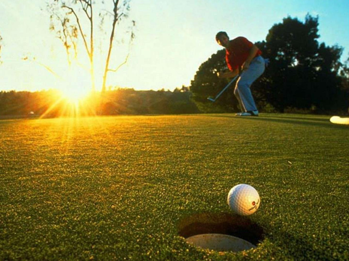 Osez le golf à Grospierres...