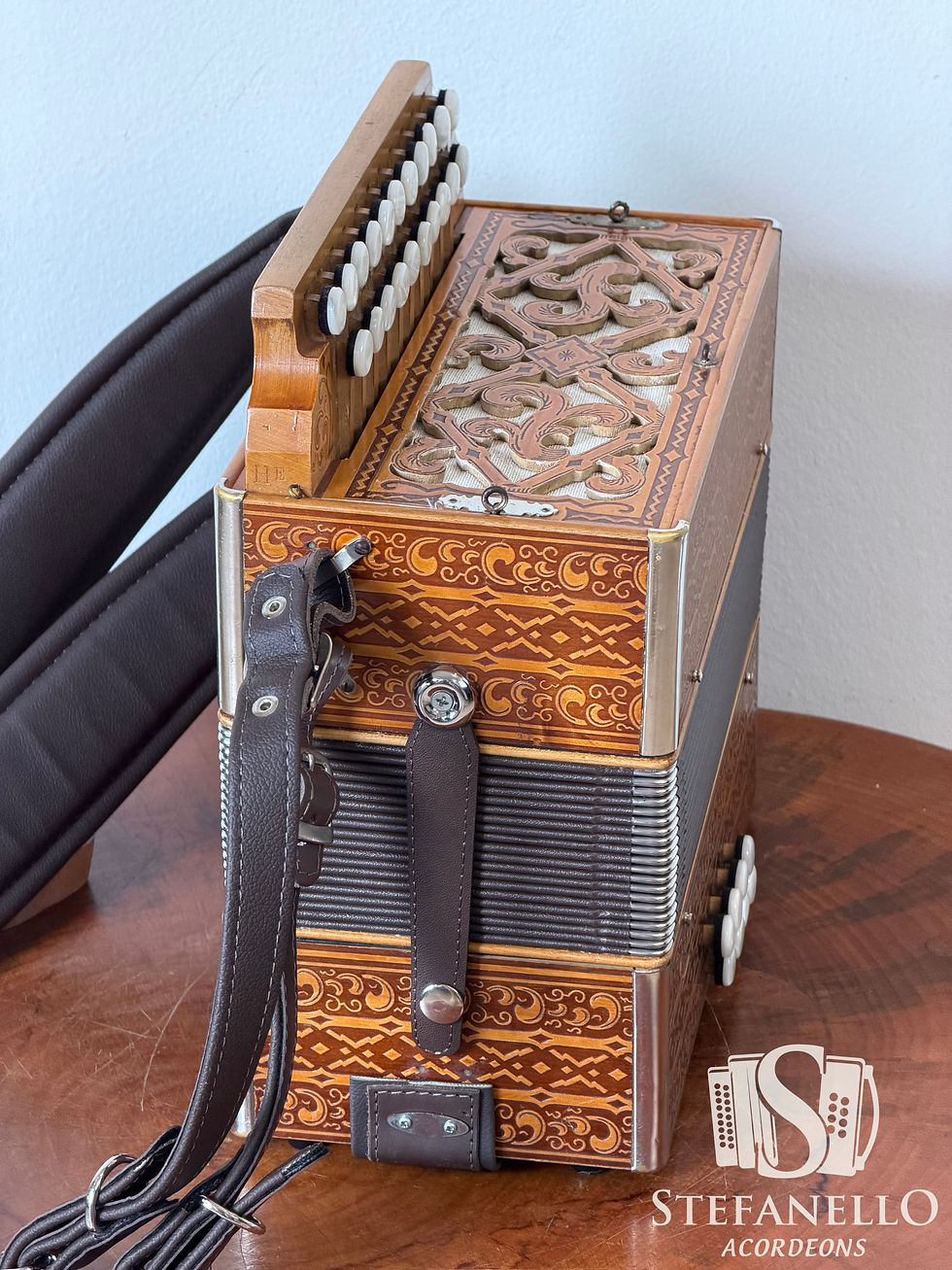 Miniatura: Hohner Ancora Sí e Mí (afinação raríssima)