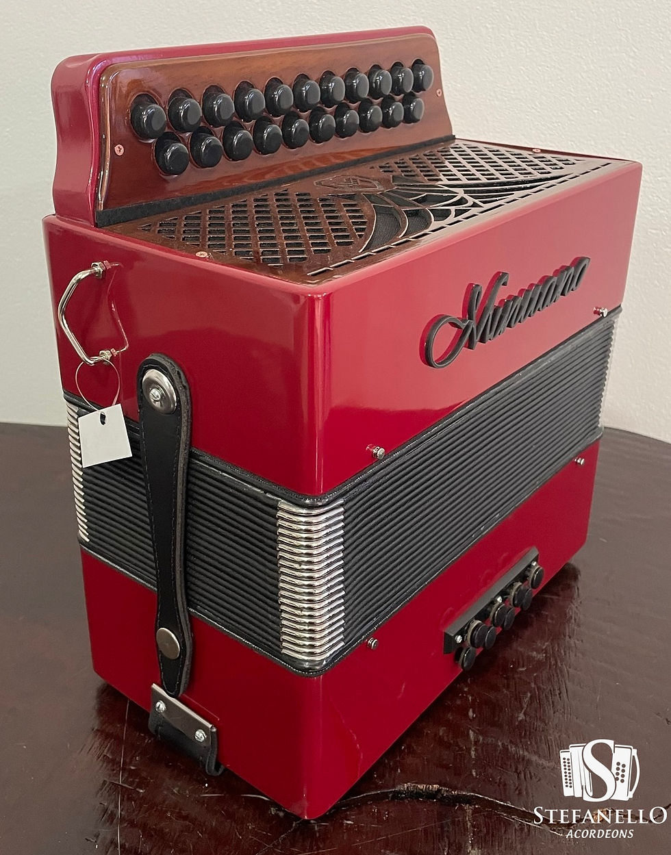 Miniatura: MINUANO 8 BAIXOS VERMELHA