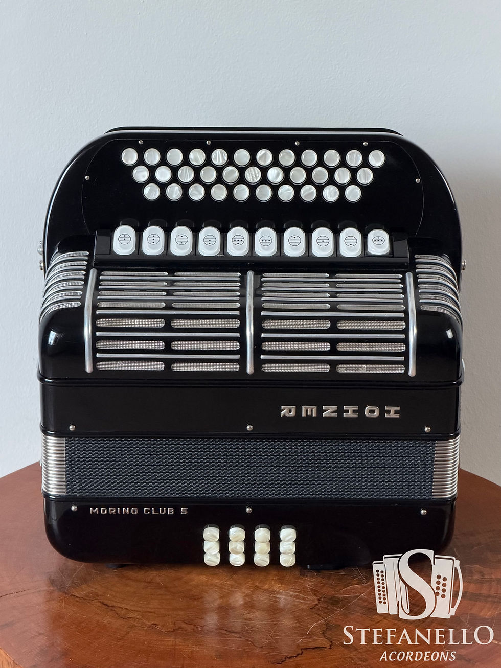 Miniatura: HOHNER MORINO CLUB S, Duplo Cassoto, Dó e Fá, Quinta de vozes, com vozes tipo a 