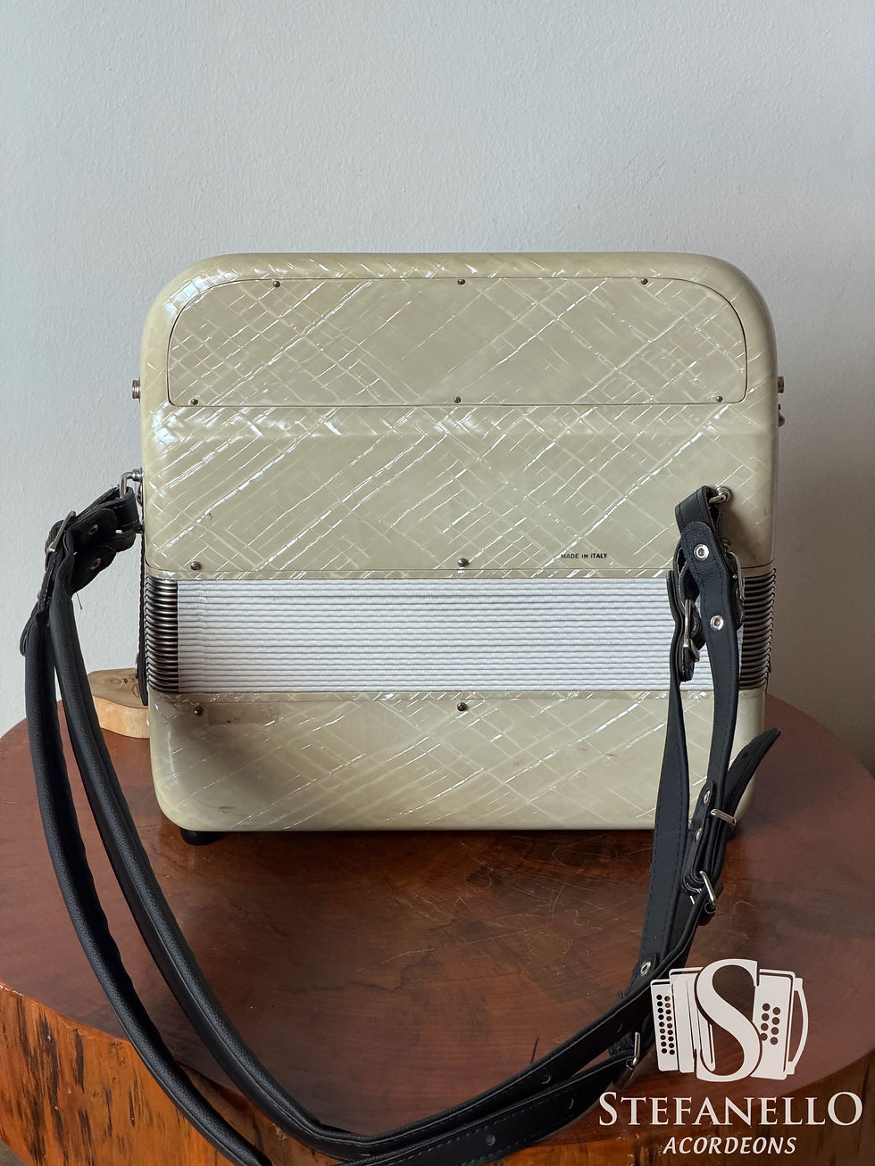 Miniatura: Soprani 60 baixos, sol e dó, timbre violin, branca