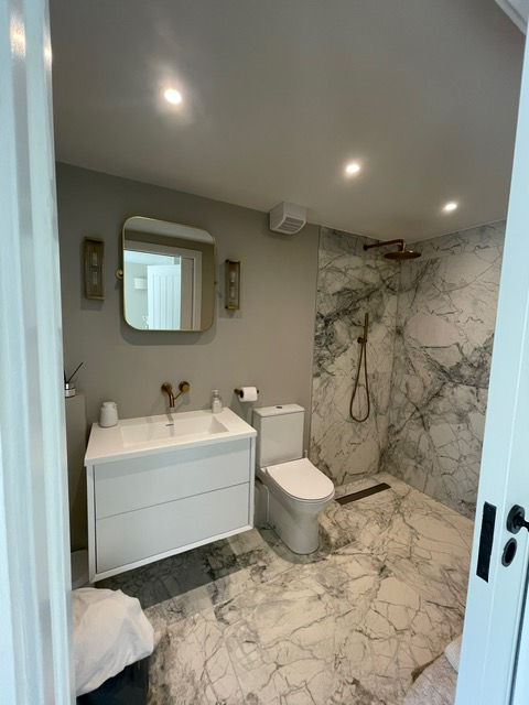 Builders in Cheltenham