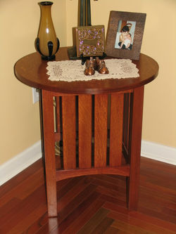 Stickley Round Table.JPG