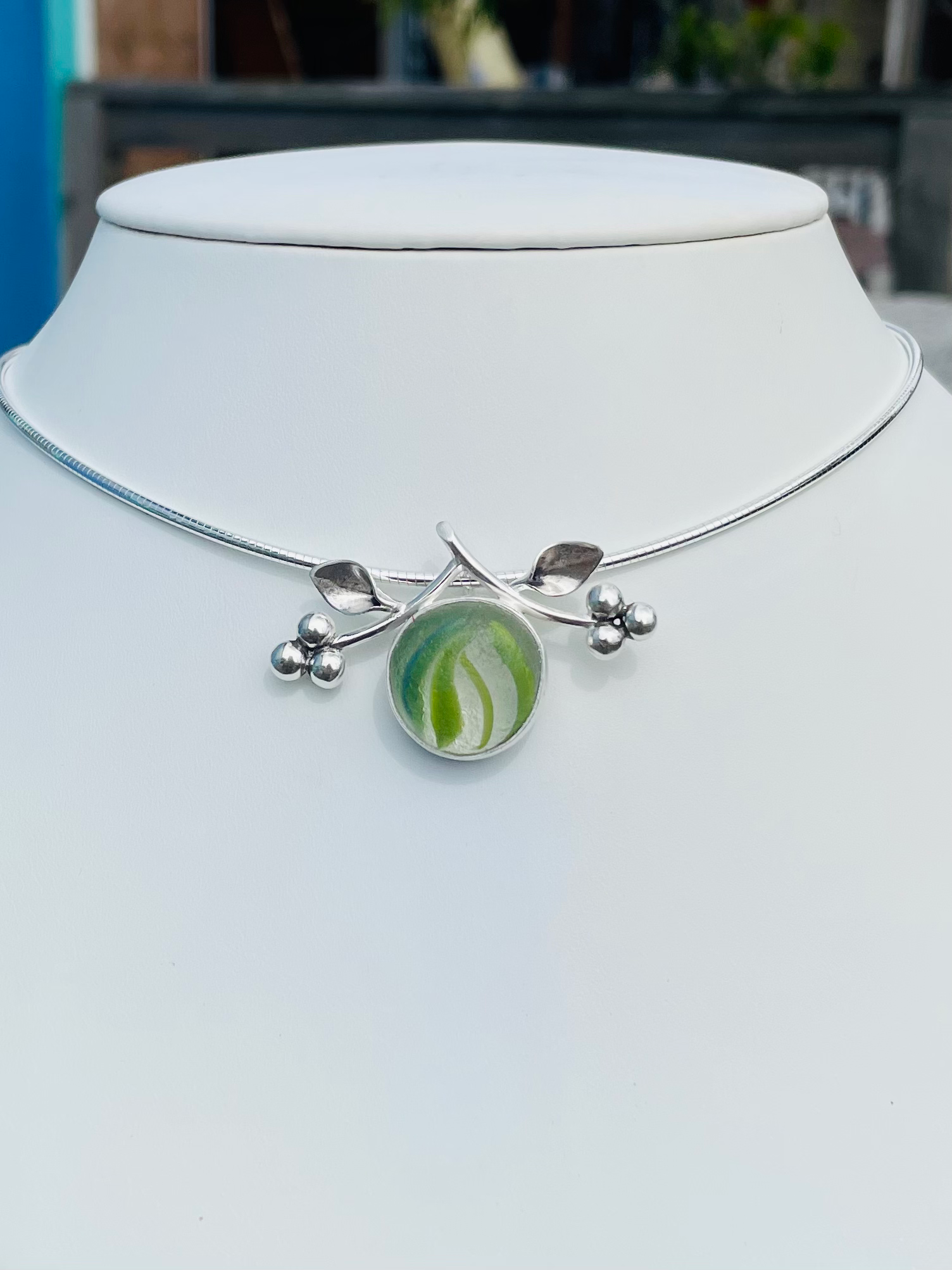 ‘Flickering Sage’ Vine Pendant