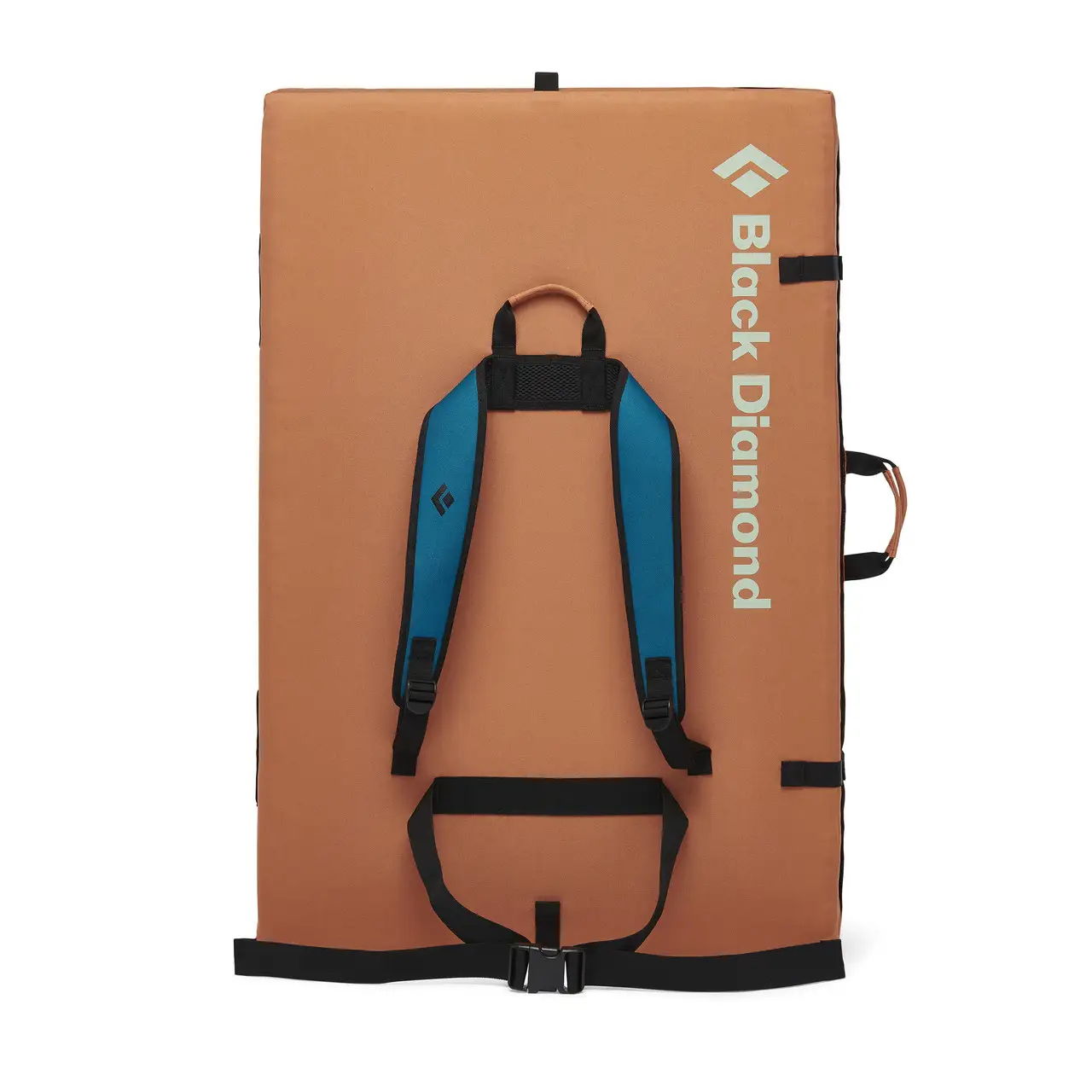 crash pad for climbing outdoors