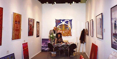 Hamburg-Museum-Contemporary-Australian-Visions-Gallery-exhibition-1992-with-Violet-Sheno2-