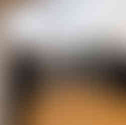 Valeriu Mladin – charcoal drawings on Canson paper from the Political Bestiary series; solo exhibition at Új Kriterion Gallery, Miercurea Ciuc, Botond Részegh, curated by Simona Vilău. Monumental works depicting humans with animal heads as metaphors of the political world, with images from the opening. Valeriu Mladin – desene în cărbune pe hârtie Canson din seria Political Bestiary; expoziție personală la Galeria Új Kriterion, Miercurea Ciuc, Botond Részegh, curator Simona Vilău. Lucrări monumentale care reprezintă oameni cu cap de animale, metafore ale lumii politice, cu imagini de la vernisaj.