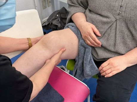 高齢者や介護が必要な方に多い膝関節痛に施術できる介護リハビリセラピスト講座