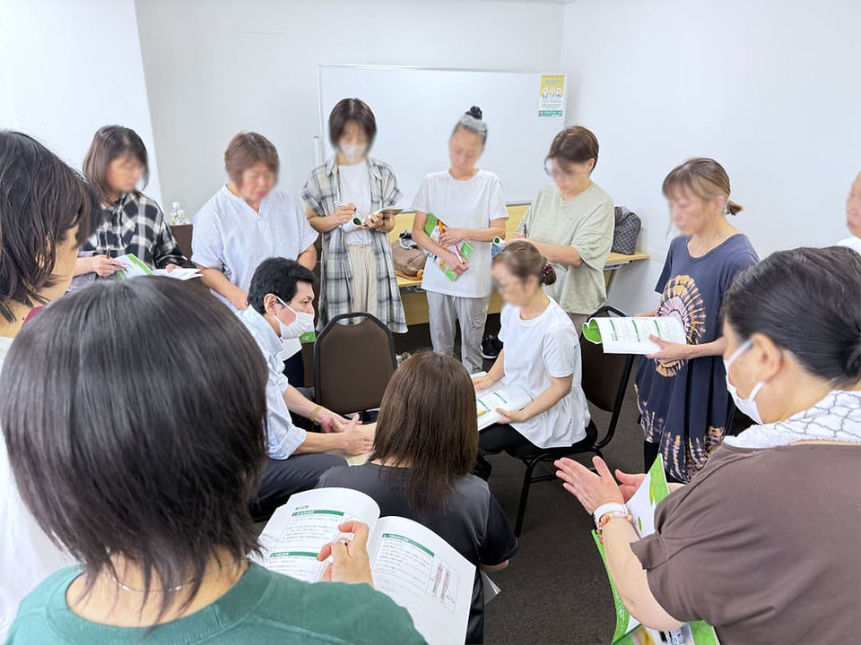 「介護リハビリセラピスト1日講座」は、高齢者の足のむくみ、認知症予防、介護で使えるアロマが学べる介護リハビリセラピスト講座