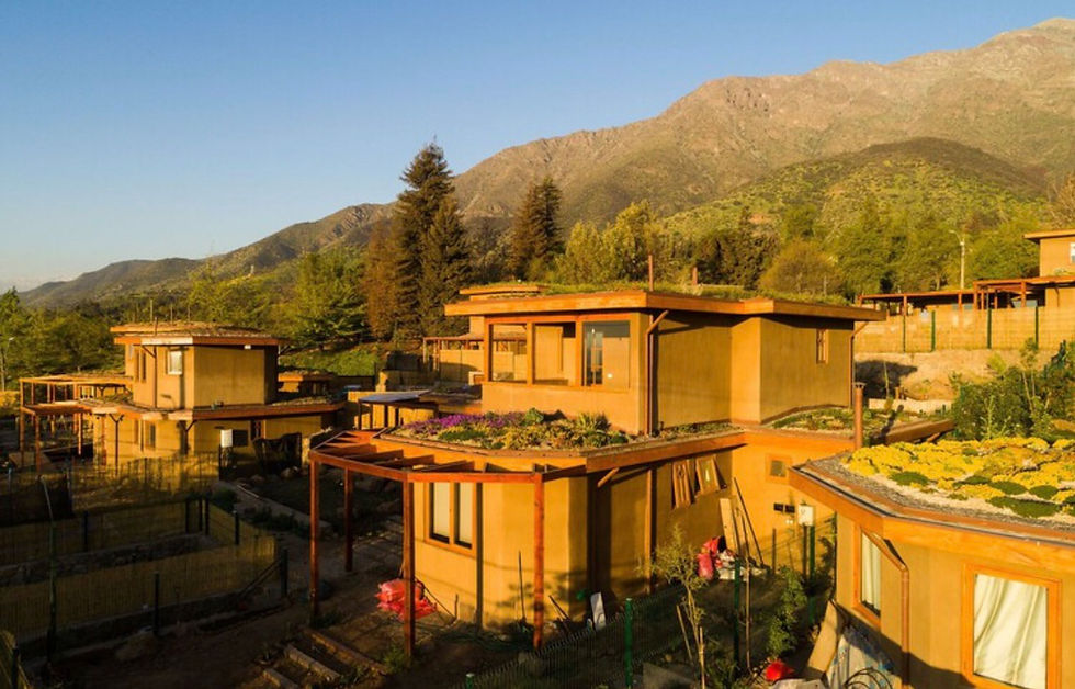 Panal Sustainable Regenerative Condominium / AYMA Arquitectura y Medio Ambiente LTDA.