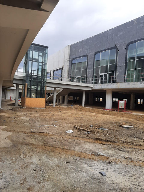 Photo d'un Ascenseur en verre en chantier 