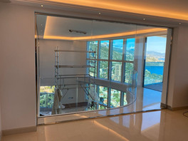 Verre bombé à Monaco - MIR GALERIE