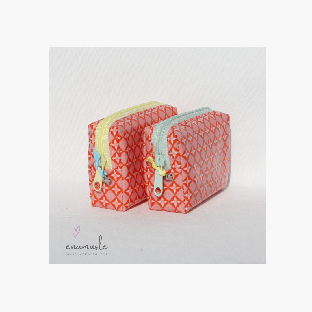 Mini-Etui 'grafisches Muster rosa-coral'