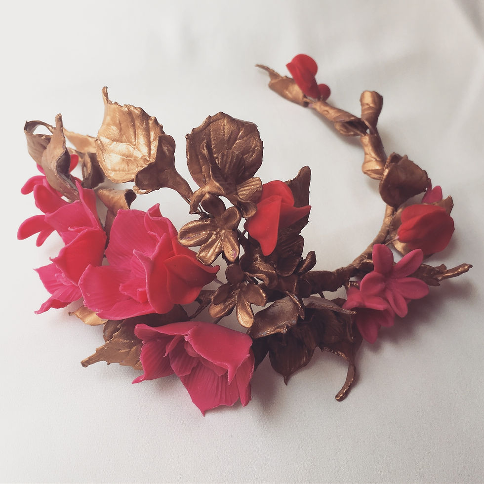 Miniatura: TOCADO DE FLORES DE PORCELANA