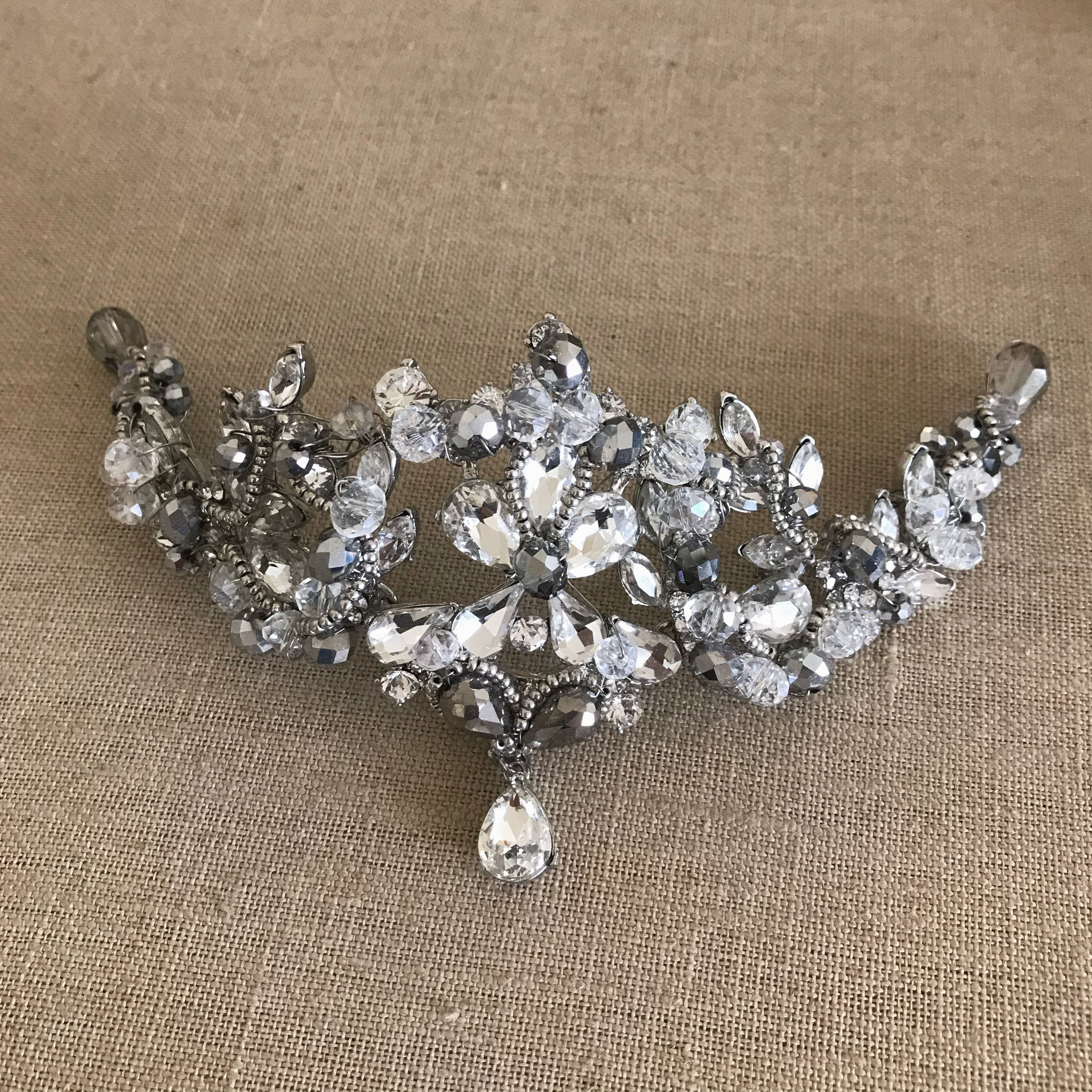 S1-TOCADO DE CRISTAL Y PEDRERÍA