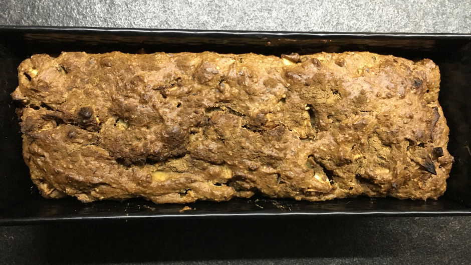 Süßes veganes Apfelbrot ohne weißen Industriezucker