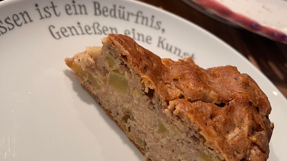 Frühlingshafter Rhabarber - Apfel Kuchen für Groß und Klein | Warum nichts tun so schwer fällt?!