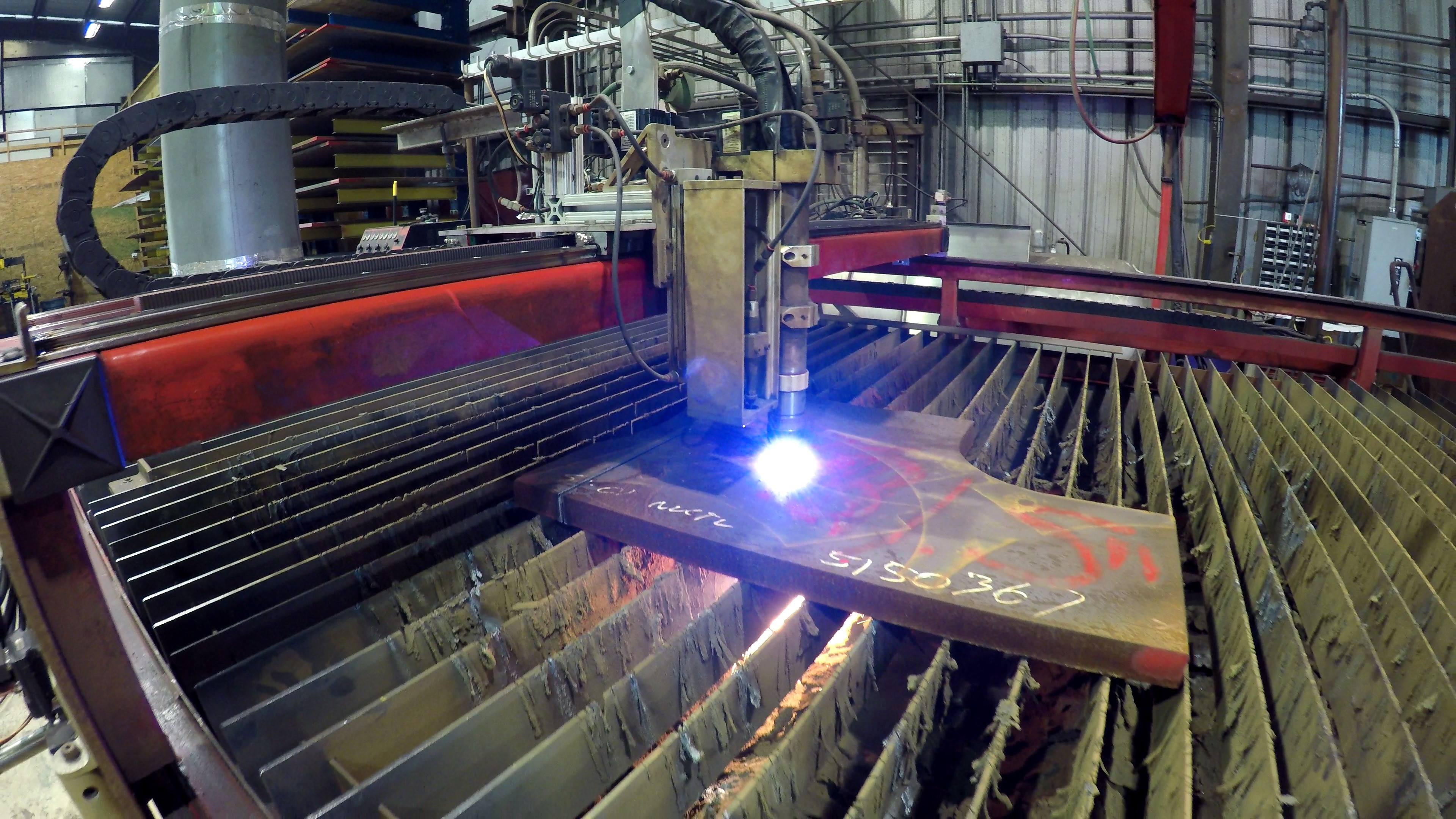 1.5" carbon steel plasma cutting