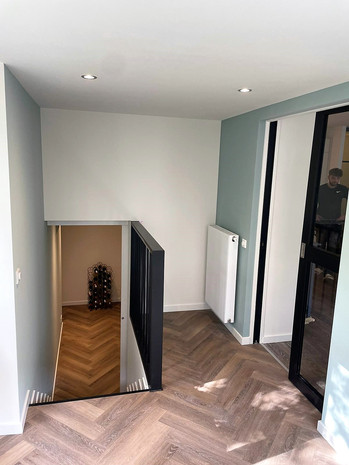 De nieuwe situatie binnen en de muur die werd doorbroken