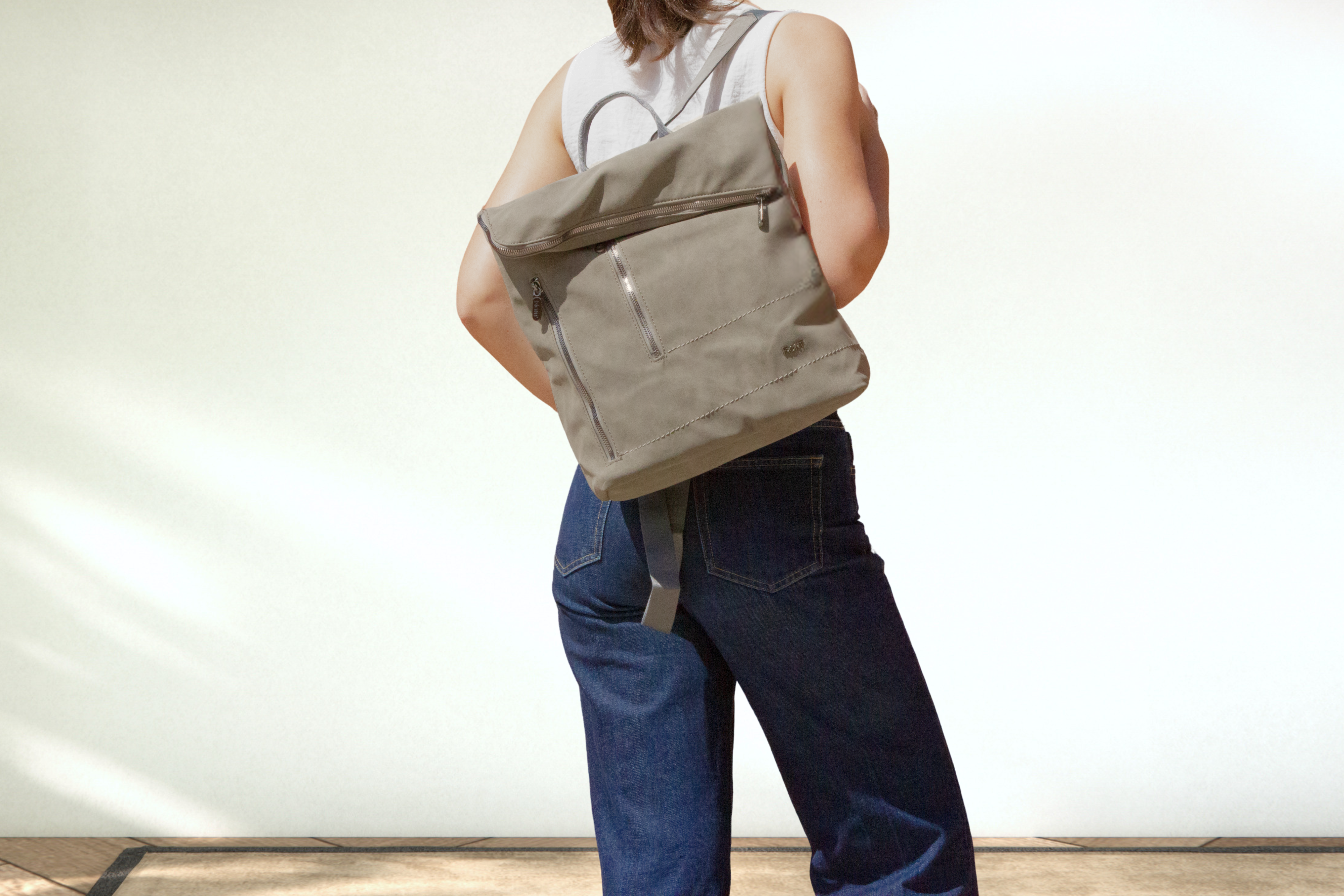 Mochila Antirrobo FRONT