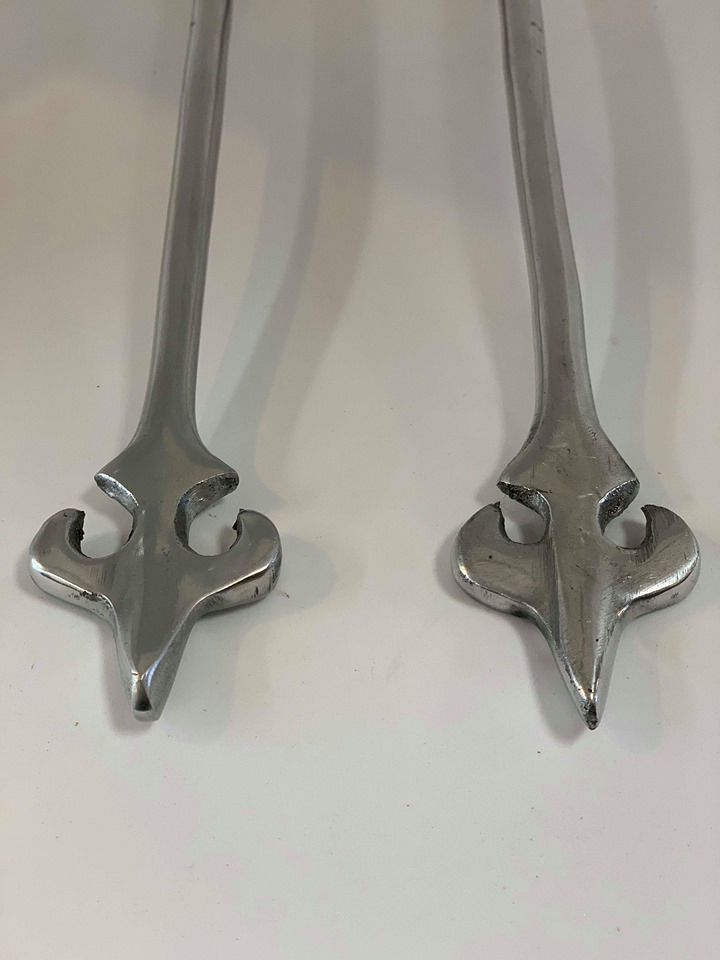 Thumbnail: Metal Salad Servers
