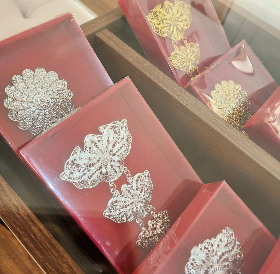 FOR SALE - Bros Silver Bali (dapat 2)