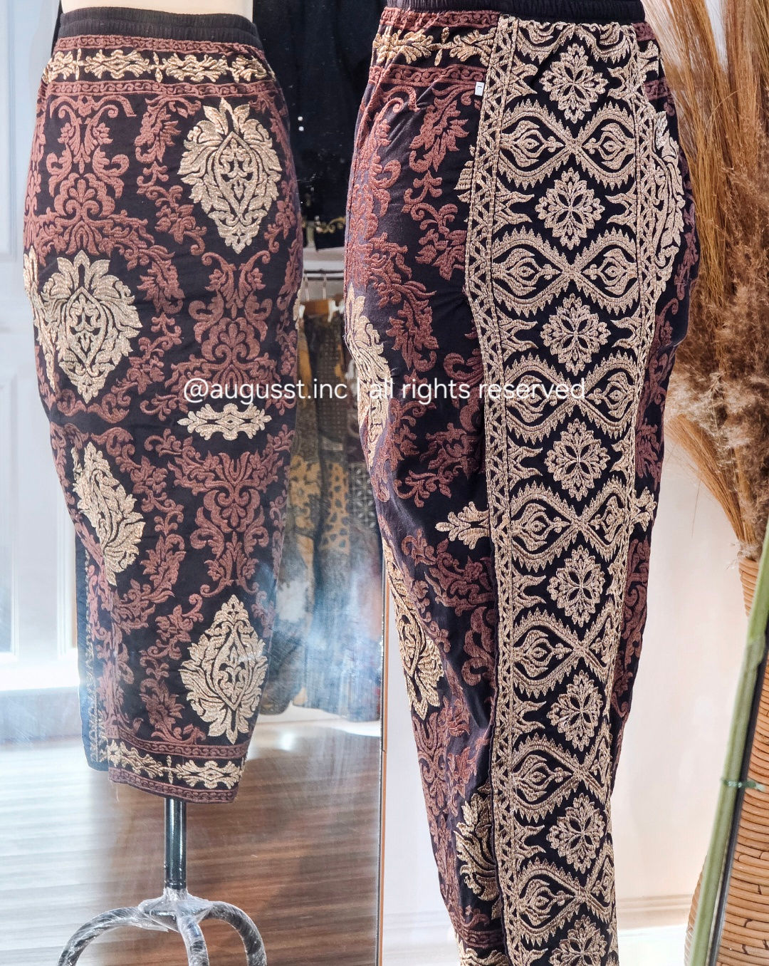 Kain Bali Jadi - Kamen Rok Hitam 05 (Pasangan Kebaya Set)