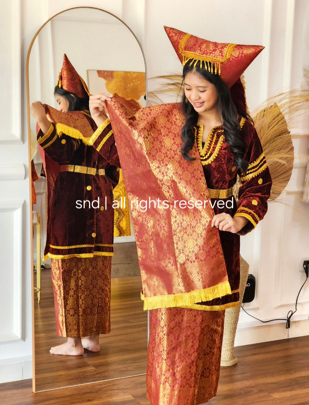 Baju Adat Premium - Minang Padang Sumatra Barat Maroon (Set)