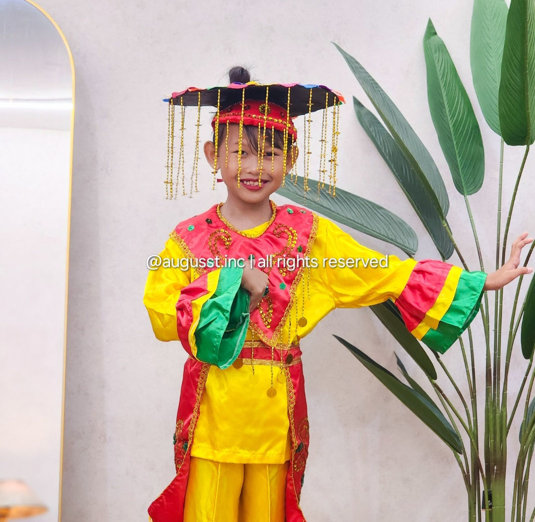 Baju Adat Standar - Tari Yapong Betawi