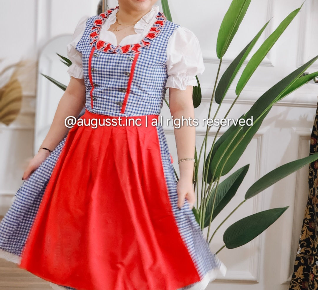 Kostum Halloween Bavarian Germany