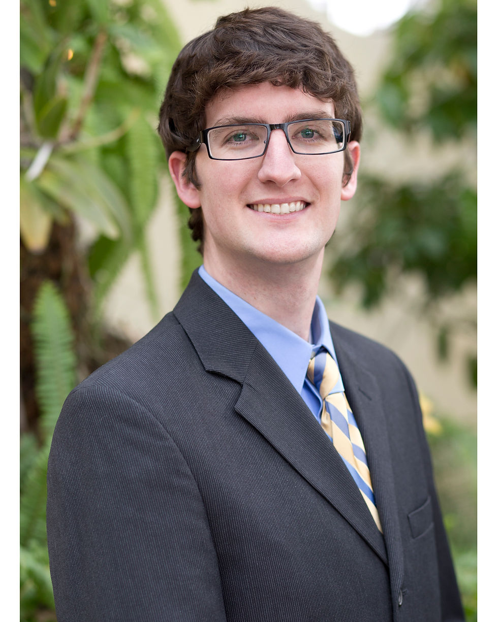 A01_Alex_8x10_Bus.Portrait_2015_175.jpg