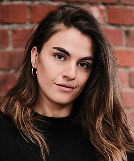 Leonie Engelskirchen_edited.jpg