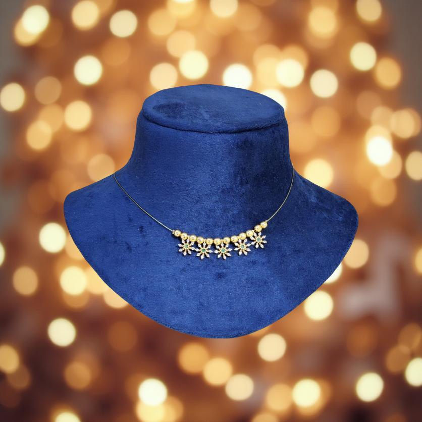 Invisible Flower Shape Necklace