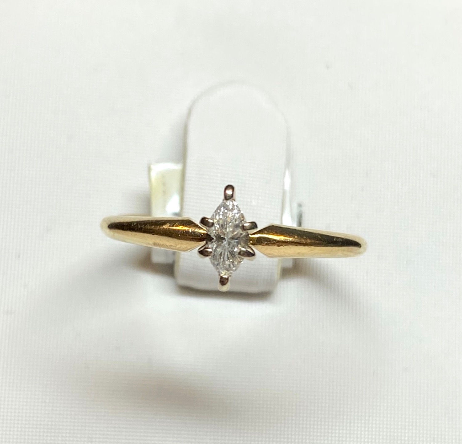 6 prong marquise solitaire diamond engagement ring 