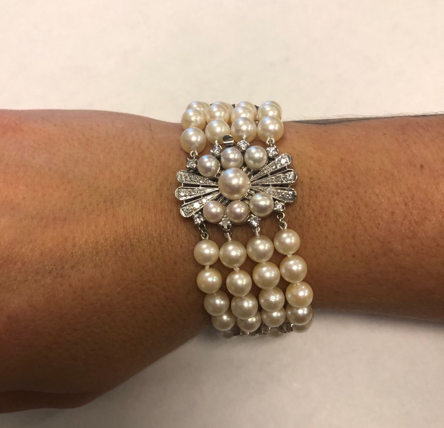 4 strand diamond and pearl bracelet 